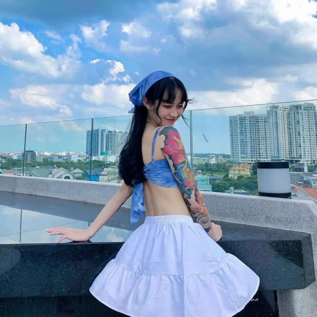 一见又倾心